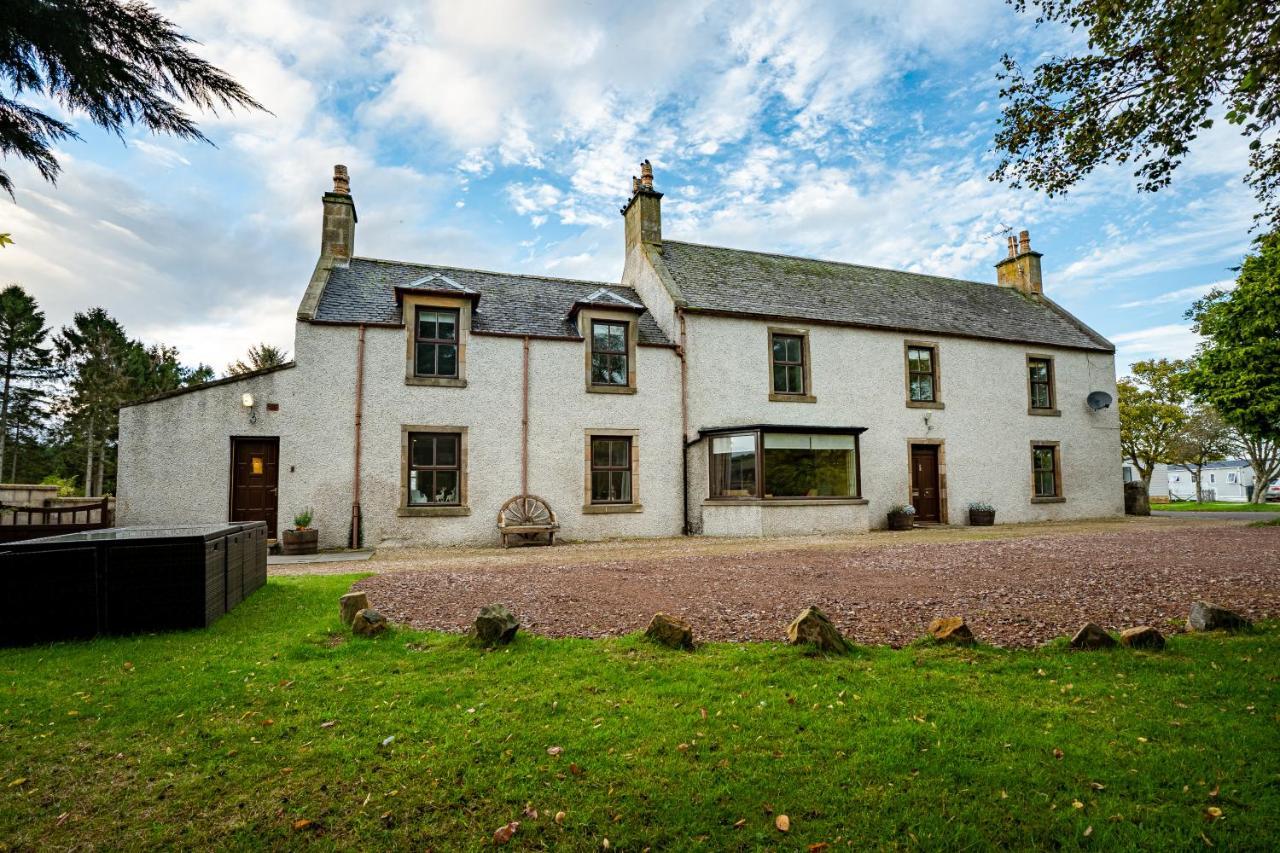The Farmhouse, 6 Bed Property, Forres Εξωτερικό φωτογραφία